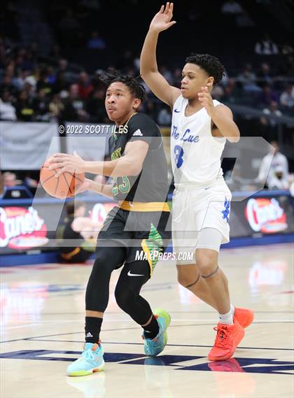 Thumbnail 1 in Taft vs. Lutheran East (OHSAA D3 Semifinal) photogallery.