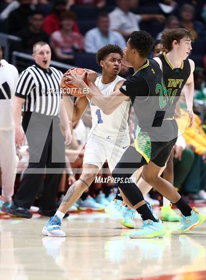 Thumbnail 1 in Taft vs. Lutheran East (OHSAA D3 Semifinal) photogallery.