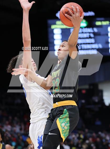 Thumbnail 1 in Taft vs. Lutheran East (OHSAA D3 Semifinal) photogallery.