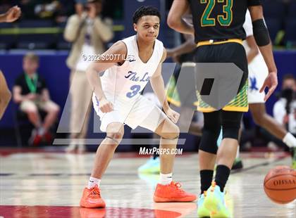 Thumbnail 2 in Taft vs. Lutheran East (OHSAA D3 Semifinal) photogallery.
