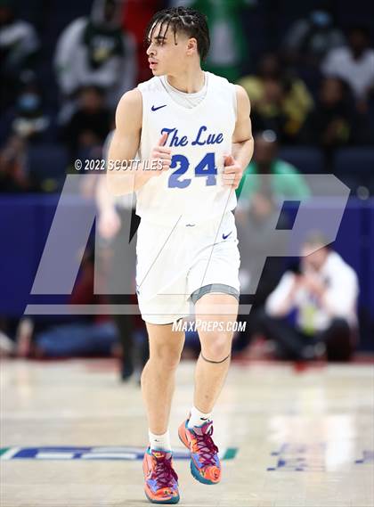 Thumbnail 2 in Taft vs. Lutheran East (OHSAA D3 Semifinal) photogallery.