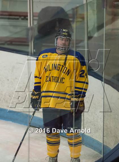 Thumbnail 2 in Reading Memorial vs Arlington Catholic ( MIAA Division 1 North Semifinal) photogallery.