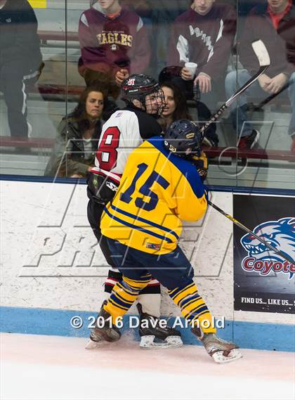 Thumbnail 1 in Reading Memorial vs Arlington Catholic ( MIAA Division 1 North Semifinal) photogallery.