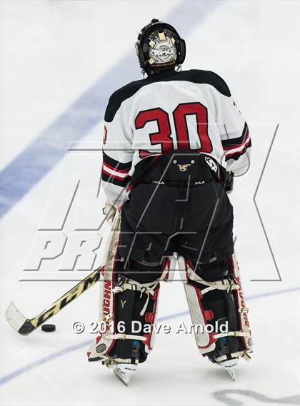 Thumbnail 3 in Reading Memorial vs Arlington Catholic ( MIAA Division 1 North Semifinal) photogallery.