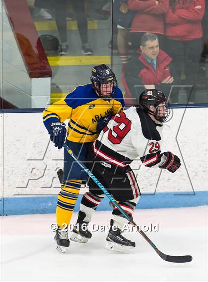 Thumbnail 2 in Reading Memorial vs Arlington Catholic ( MIAA Division 1 North Semifinal) photogallery.