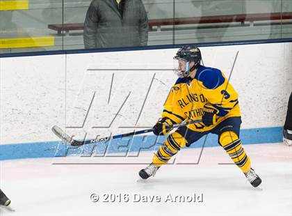 Thumbnail 2 in Reading Memorial vs Arlington Catholic ( MIAA Division 1 North Semifinal) photogallery.