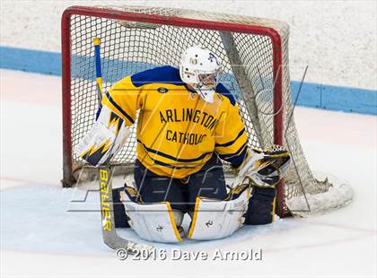 Thumbnail 1 in Reading Memorial vs Arlington Catholic ( MIAA Division 1 North Semifinal) photogallery.