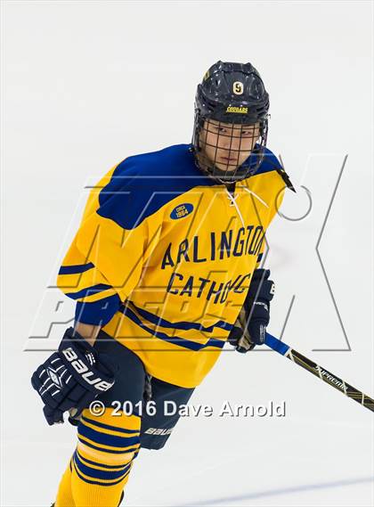 Thumbnail 1 in Reading Memorial vs Arlington Catholic ( MIAA Division 1 North Semifinal) photogallery.