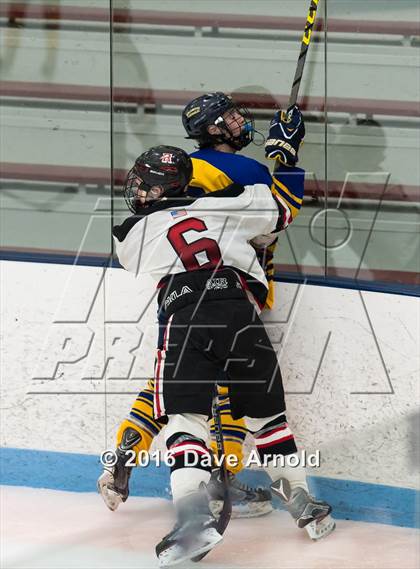 Thumbnail 1 in Reading Memorial vs Arlington Catholic ( MIAA Division 1 North Semifinal) photogallery.