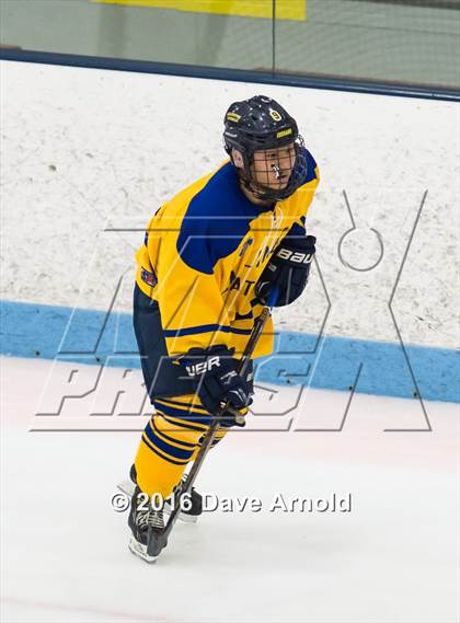 Thumbnail 1 in Reading Memorial vs Arlington Catholic ( MIAA Division 1 North Semifinal) photogallery.