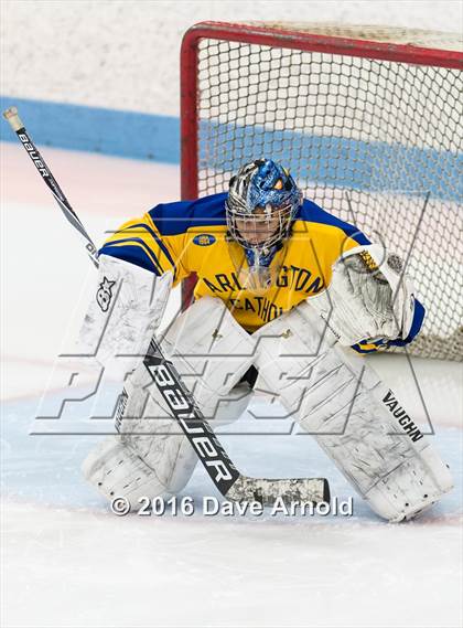 Thumbnail 3 in Reading Memorial vs Arlington Catholic ( MIAA Division 1 North Semifinal) photogallery.