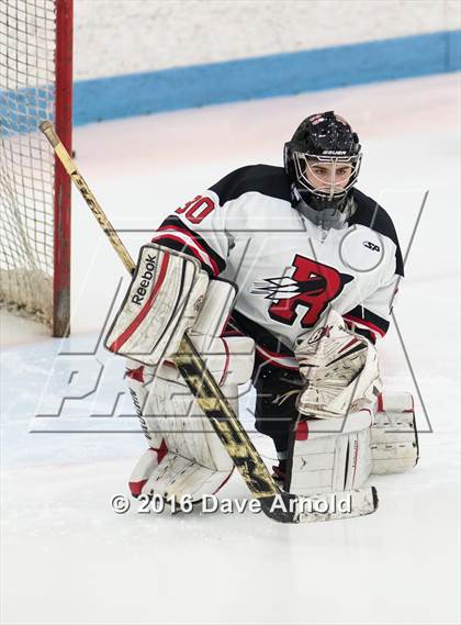 Thumbnail 3 in Reading Memorial vs Arlington Catholic ( MIAA Division 1 North Semifinal) photogallery.