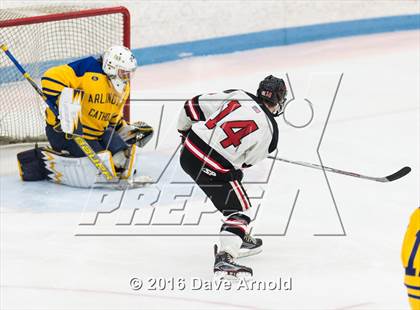 Thumbnail 3 in Reading Memorial vs Arlington Catholic ( MIAA Division 1 North Semifinal) photogallery.