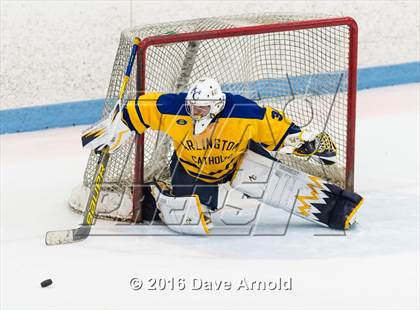 Thumbnail 2 in Reading Memorial vs Arlington Catholic ( MIAA Division 1 North Semifinal) photogallery.