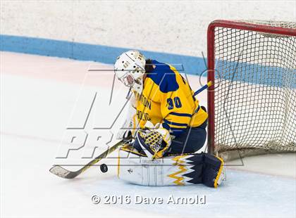 Thumbnail 3 in Reading Memorial vs Arlington Catholic ( MIAA Division 1 North Semifinal) photogallery.