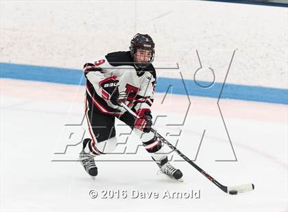 Thumbnail 2 in Reading Memorial vs Arlington Catholic ( MIAA Division 1 North Semifinal) photogallery.
