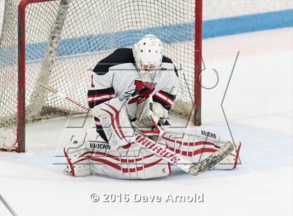 Thumbnail 2 in Reading Memorial vs Arlington Catholic ( MIAA Division 1 North Semifinal) photogallery.