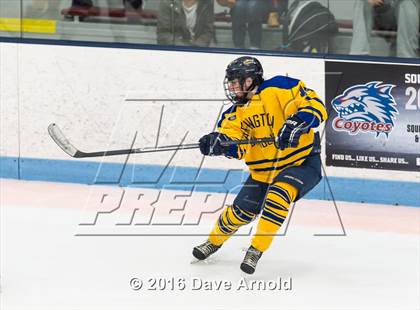 Thumbnail 1 in Reading Memorial vs Arlington Catholic ( MIAA Division 1 North Semifinal) photogallery.