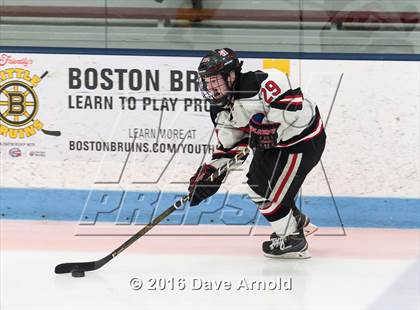 Thumbnail 3 in Reading Memorial vs Arlington Catholic ( MIAA Division 1 North Semifinal) photogallery.