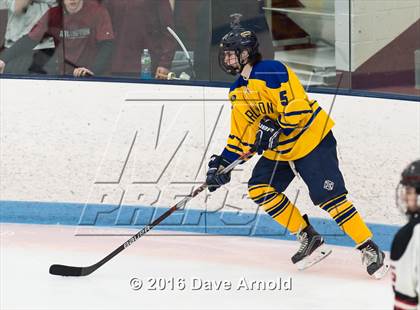 Thumbnail 2 in Reading Memorial vs Arlington Catholic ( MIAA Division 1 North Semifinal) photogallery.