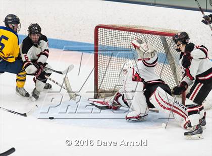 Thumbnail 2 in Reading Memorial vs Arlington Catholic ( MIAA Division 1 North Semifinal) photogallery.