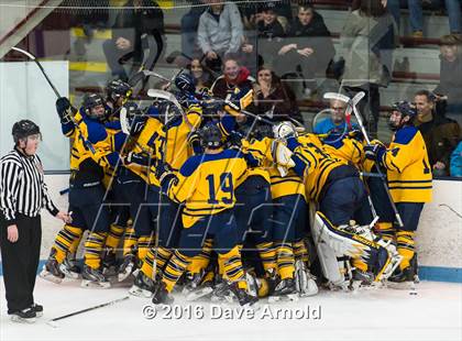 Thumbnail 3 in Reading Memorial vs Arlington Catholic ( MIAA Division 1 North Semifinal) photogallery.