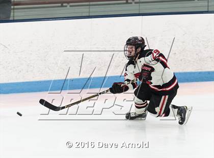 Thumbnail 3 in Reading Memorial vs Arlington Catholic ( MIAA Division 1 North Semifinal) photogallery.