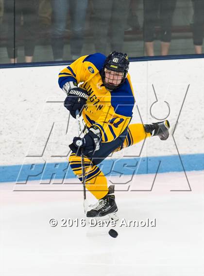 Thumbnail 3 in Reading Memorial vs Arlington Catholic ( MIAA Division 1 North Semifinal) photogallery.