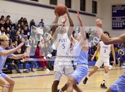 Thumbnail 3 in Port Washington vs Oceanside Varsity photogallery.