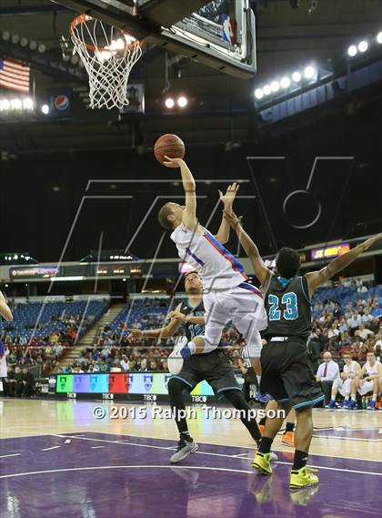 Thumbnail 1 in Folsom vs. Sheldon (CIF SJS D1 Final) photogallery.