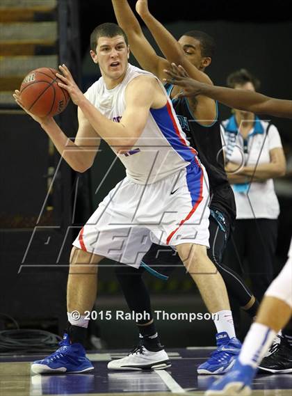 Thumbnail 3 in Folsom vs. Sheldon (CIF SJS D1 Final) photogallery.