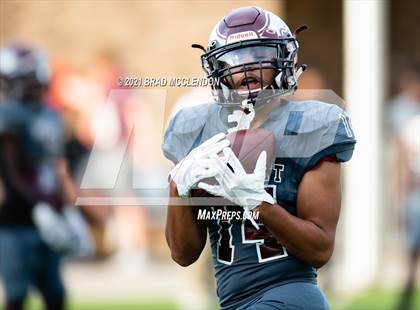 Thumbnail 1 in Sachse vs Rowlett photogallery.