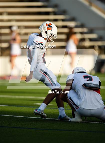Thumbnail 2 in Sachse vs Rowlett photogallery.