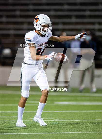 Thumbnail 3 in Sachse vs Rowlett photogallery.