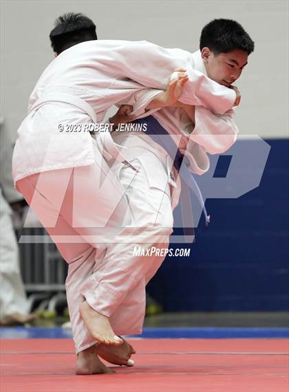 Thumbnail 2 in Eastern Division Tournament (Kaiser High School) photogallery.