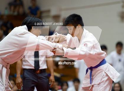 Thumbnail 3 in Eastern Division Tournament (Kaiser High School) photogallery.