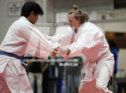 Thumbnail 2 in Eastern Division Tournament (Kaiser High School) photogallery.