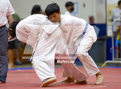 Thumbnail 2 in Eastern Division Tournament (Kaiser High School) photogallery.