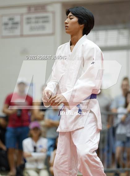 Thumbnail 3 in Eastern Division Tournament (Kaiser High School) photogallery.