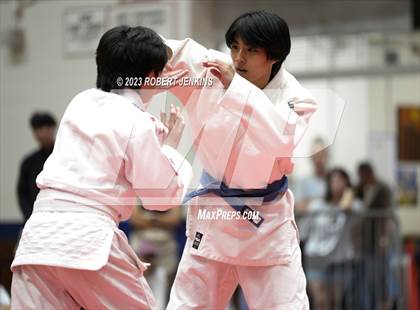 Thumbnail 2 in Eastern Division Tournament (Kaiser High School) photogallery.