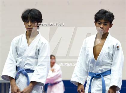 Thumbnail 2 in Eastern Division Tournament (Kaiser High School) photogallery.