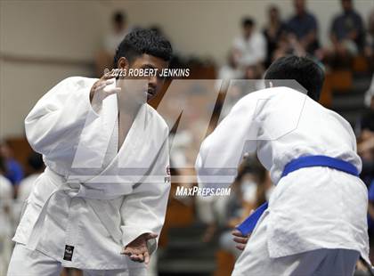 Thumbnail 2 in Eastern Division Tournament (Kaiser High School) photogallery.