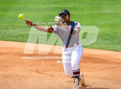 Thumbnail 3 in San Benito @ Pearland (UIL 6A Softball Semifinal) photogallery.