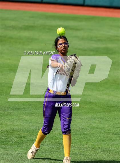 Thumbnail 1 in San Benito @ Pearland (UIL 6A Softball Semifinal) photogallery.