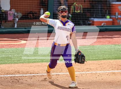 Thumbnail 3 in San Benito @ Pearland (UIL 6A Softball Semifinal) photogallery.