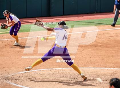Thumbnail 3 in San Benito @ Pearland (UIL 6A Softball Semifinal) photogallery.