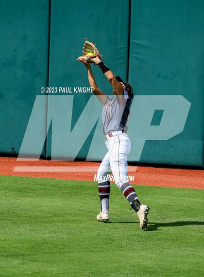 Thumbnail 1 in San Benito @ Pearland (UIL 6A Softball Semifinal) photogallery.