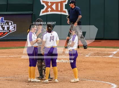 Thumbnail 1 in San Benito @ Pearland (UIL 6A Softball Semifinal) photogallery.