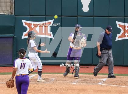 Thumbnail 2 in San Benito @ Pearland (UIL 6A Softball Semifinal) photogallery.