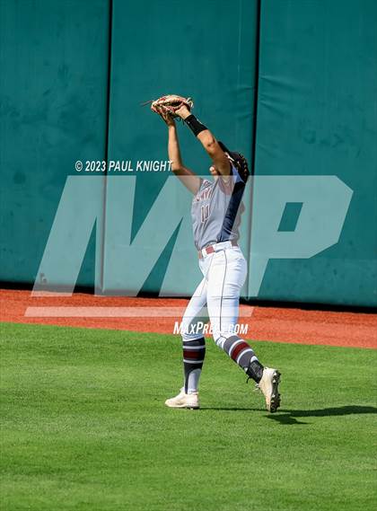 Thumbnail 2 in San Benito @ Pearland (UIL 6A Softball Semifinal) photogallery.